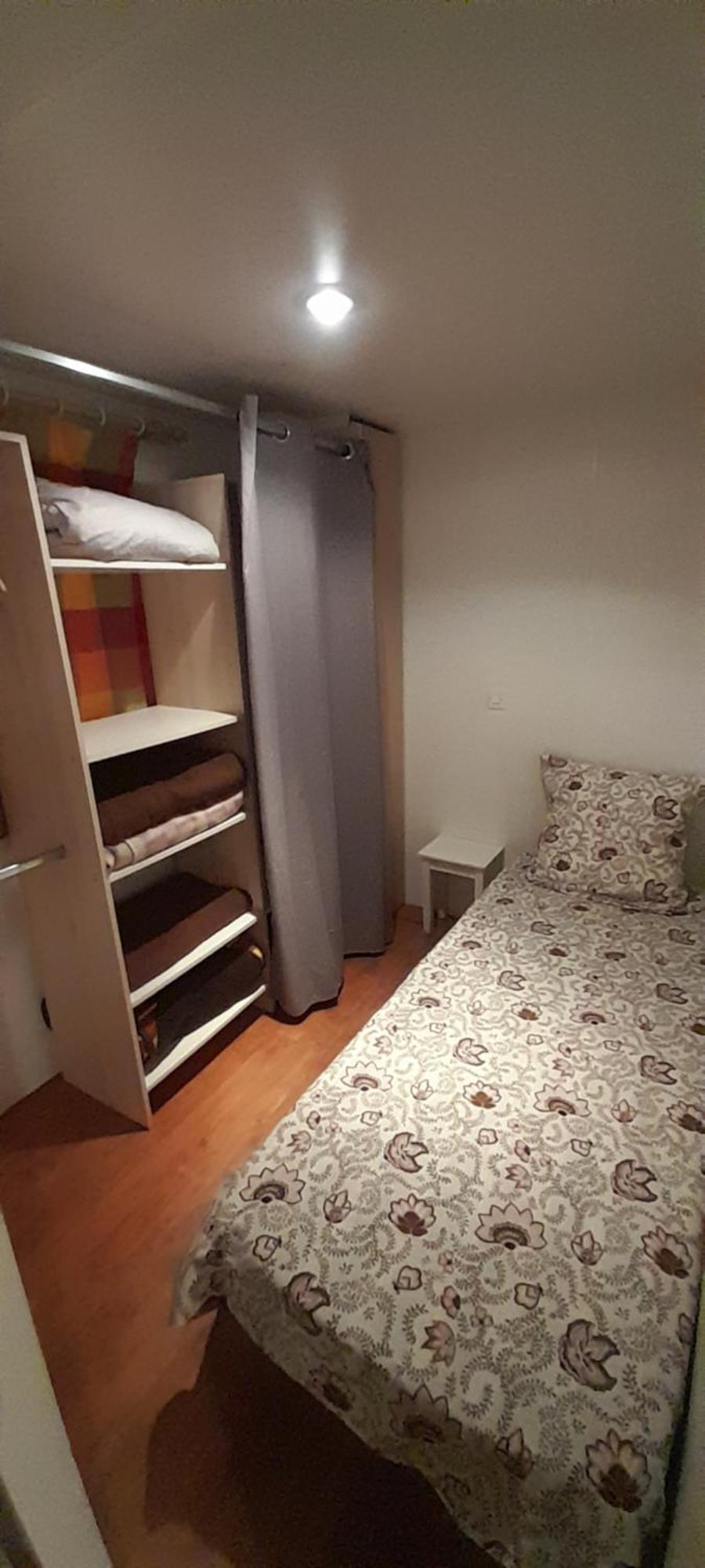 Location Type Gite, Chambre D'Hote, Meuble De Tourisme Dans Joli Petit Chalet Typique Et Ou Jolie Roulotte Type Boheme Waldighoffen 外观 照片